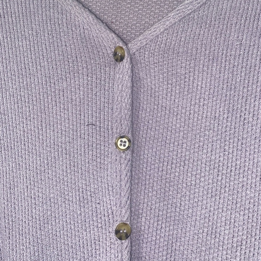 Button up sweater - Picture 2 of 2